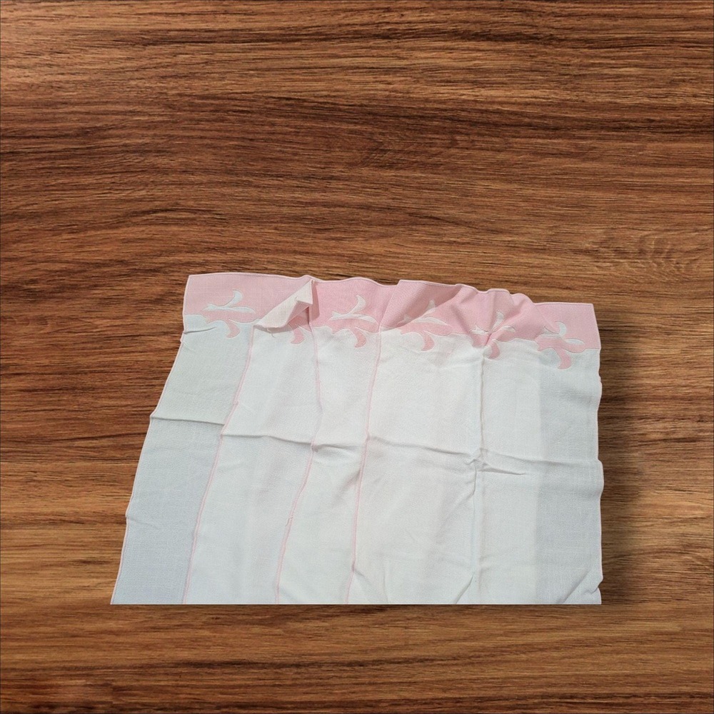 Pink & White Table Napkins Fleur-De-Lis Cutout Design Linen Blend 15x10 Set Of 4